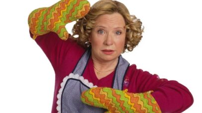 Debra Jo Rupp confessa que não sabia que ‘That ’70s Show’ era uma série de época