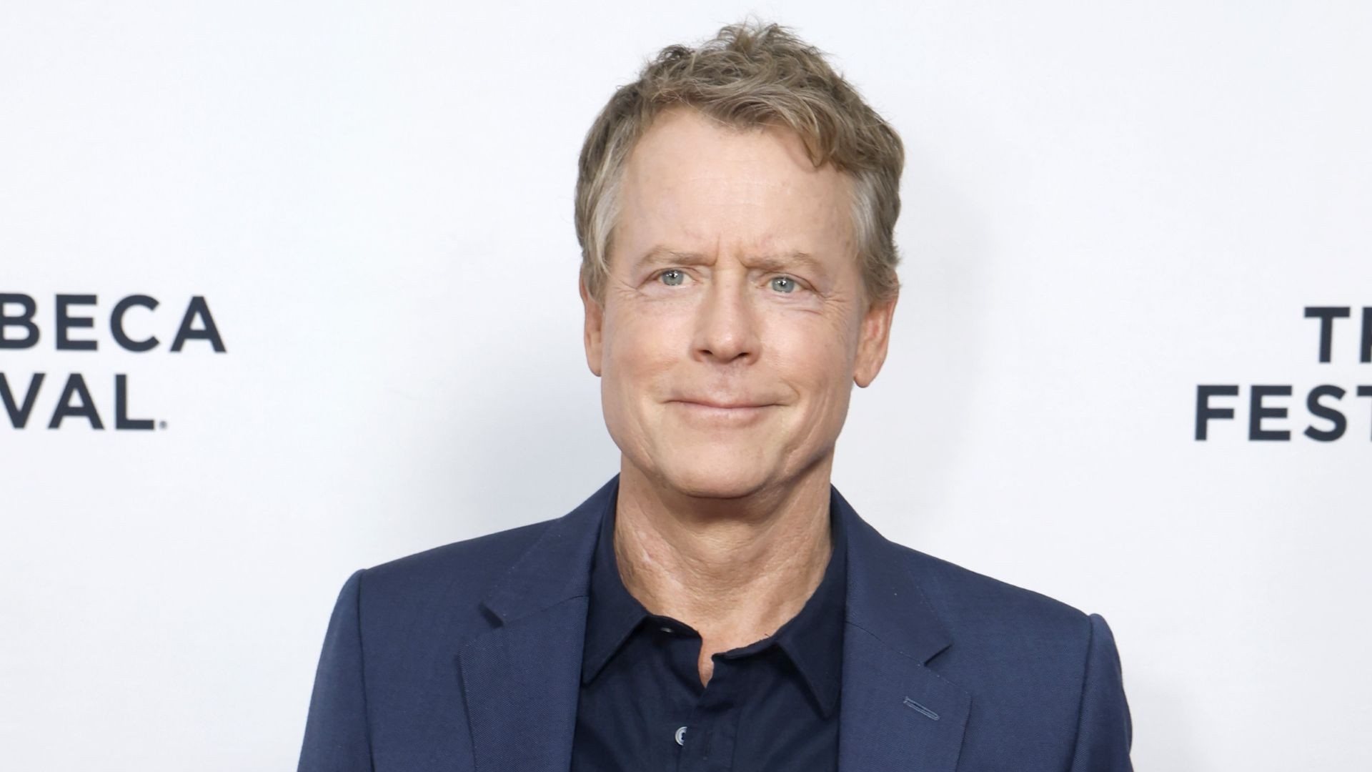 Greg Kinnear
