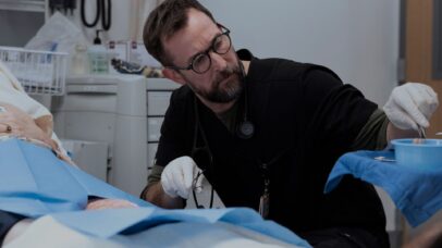 Que horas estreia o 4º episódio da segunda temporada de ‘The Pitt’?