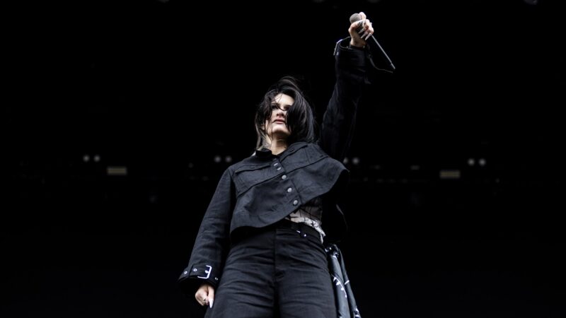 A cantora Courtney LaPlante, do Spiritbox, em 2025 (Foto: Gina Wetzler / Redferns via Getty)