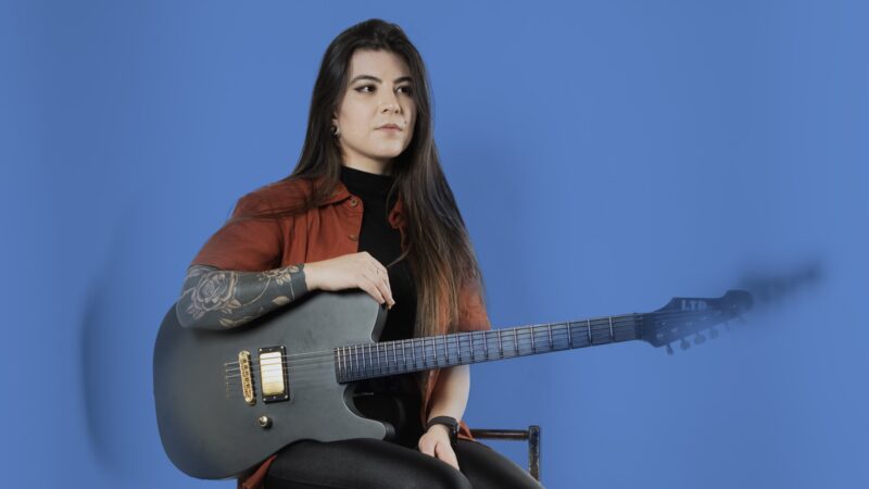 A guitarrista Jéssica Falchi (Foto: César Ovalle)