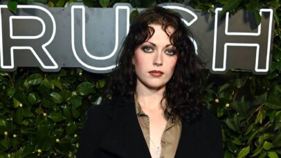 Nepo baby? Aos 19 anos, filha de Dave Grohl assina com grande gravadora