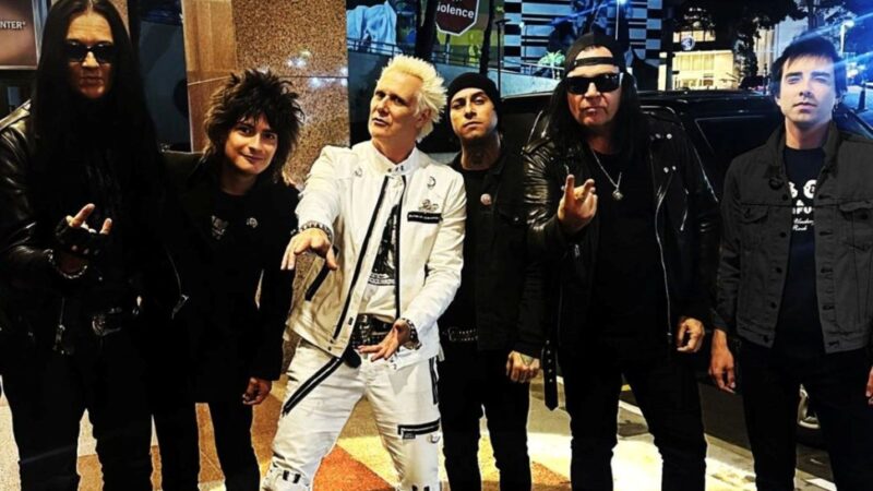 Supla e Os Punks de Boutique com integrantes do The 69 Eyes