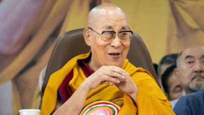 Dalai Lama vence o Grammy de Melhor Gravação de Audiolivro