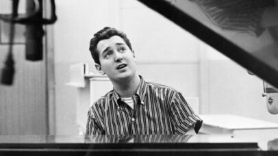 Neil Sedaka, criador de sucessos pop através de duas eras, morre ao 86 anos
