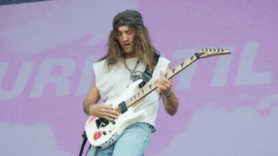 Guitarrista ex-Turnstile é demitido de nova banda após acusações a antigos colegas