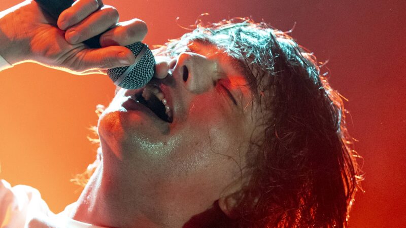 Gerard Way, do My Chemical Romance, em 2022 (Foto: Allen J. Schaben / Los Angeles Times via Getty Images)