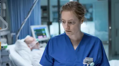 Gosta de ‘The Pitt’? Então assista ao filme ‘Late Shift’