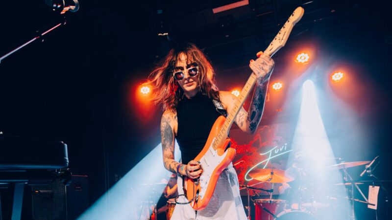 Juvi durante show em São Paulo (Foto: Ellen Artie @ellenartie)