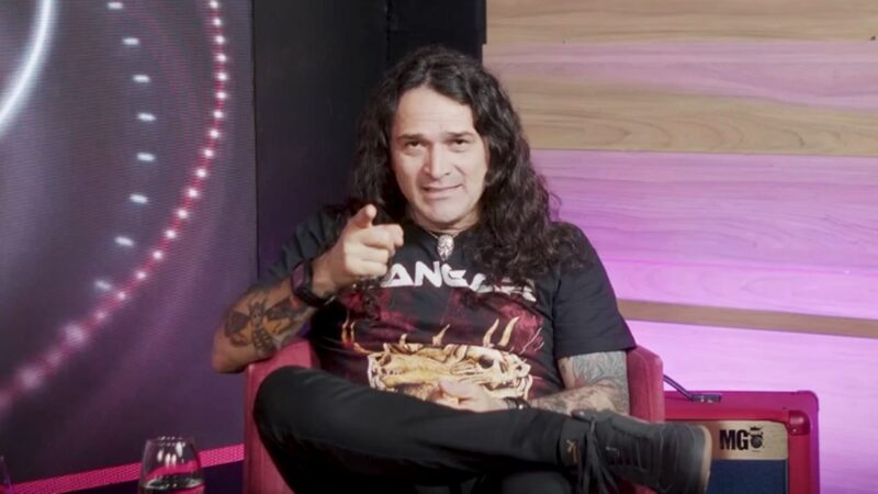 Aquiles Priester nos estúdios da Rolling Stone Brasil