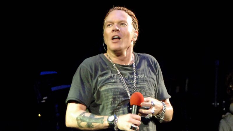 Axl Rose durante show do Guns N' Roses em 2006 (Foto: Jeff Kravitz / FilmMagic, Inc via Getty Images)
