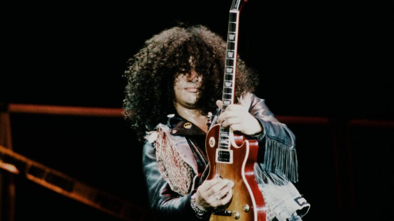 Slash, guitarrista do Guns N' Roses, em 1991 (Foto: Koh Hasebe / Shinko Music / Getty Images)
