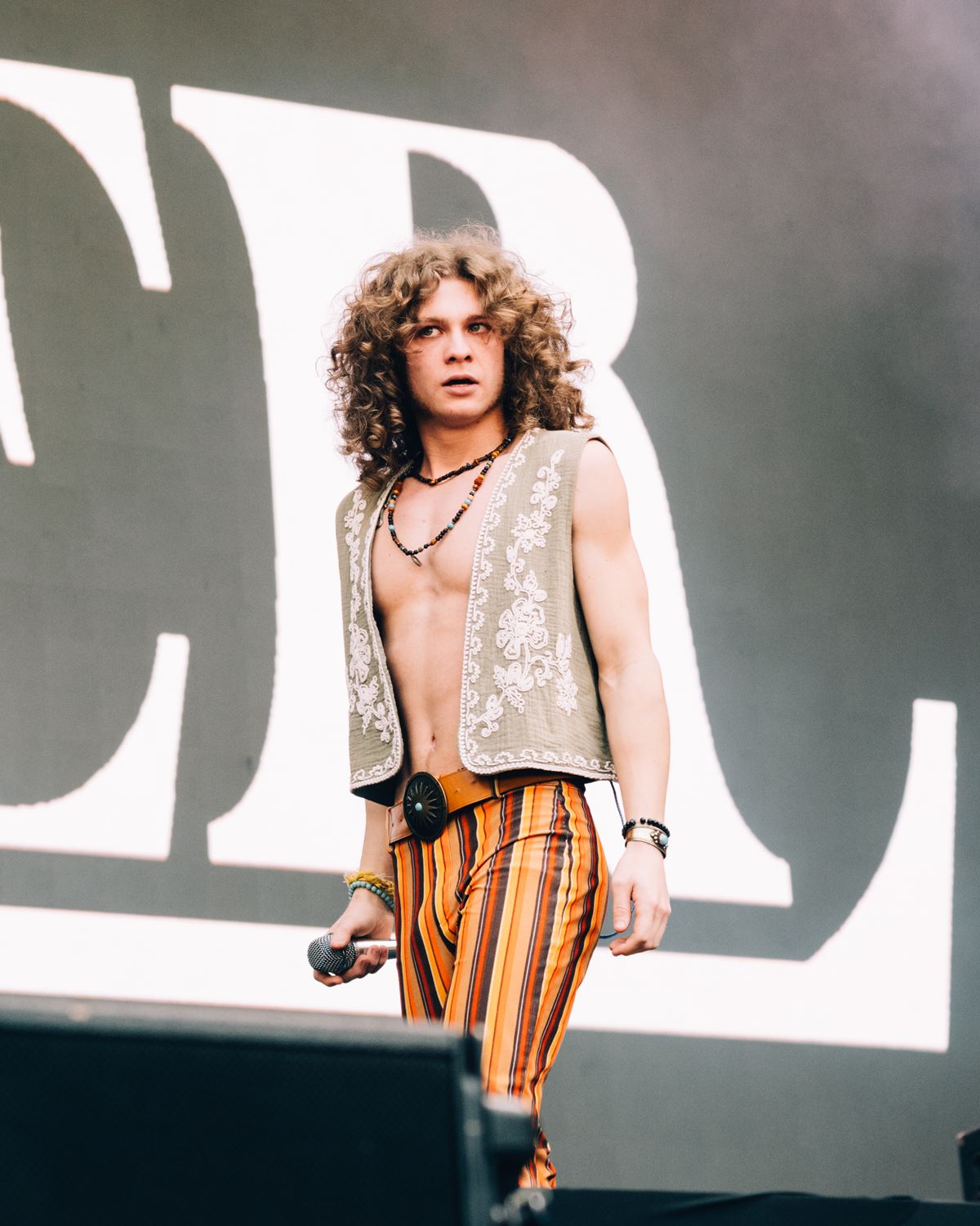 Jayler ao vivo no Monsters of Rock 2026 (Foto: Ellen Artie @ellenartie)