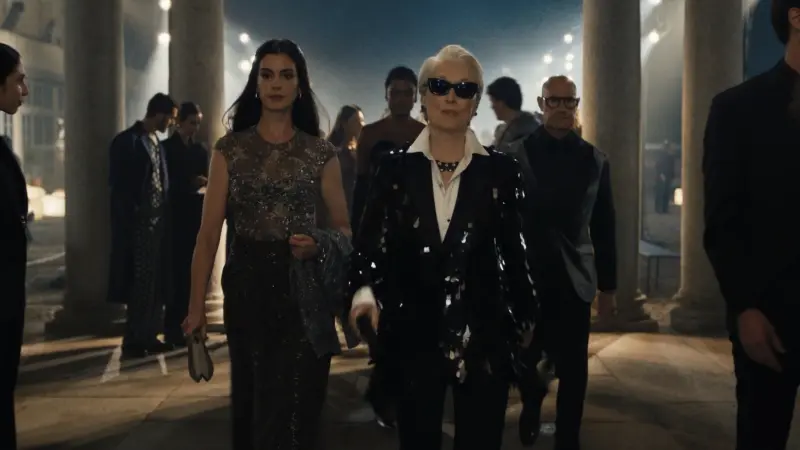 Anne Hathaway, Meryl Streep e Stanley Tucci em 'O Diablo Veste Prada 2'