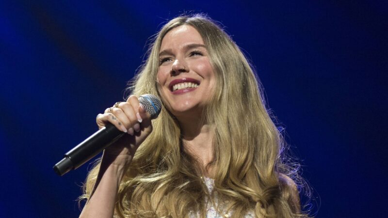A cantora Joss Stone em 2025 (Foto: Marc Pfitzenreuter / Getty Images)