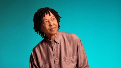 Turnê comemorativa dos 50 anos de carreira de Djavan ganha data extra em São Paulo