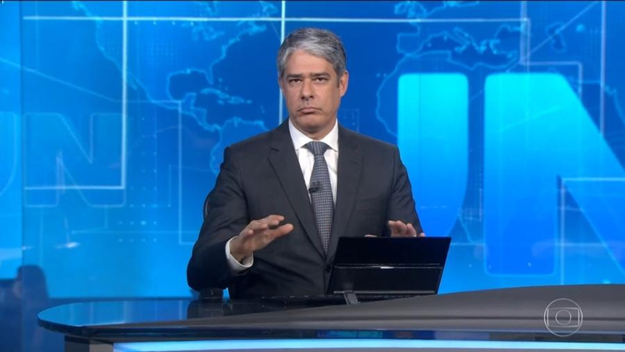 William Bonner no Jornal Nacional (foto: reprodução/ TV Globo)