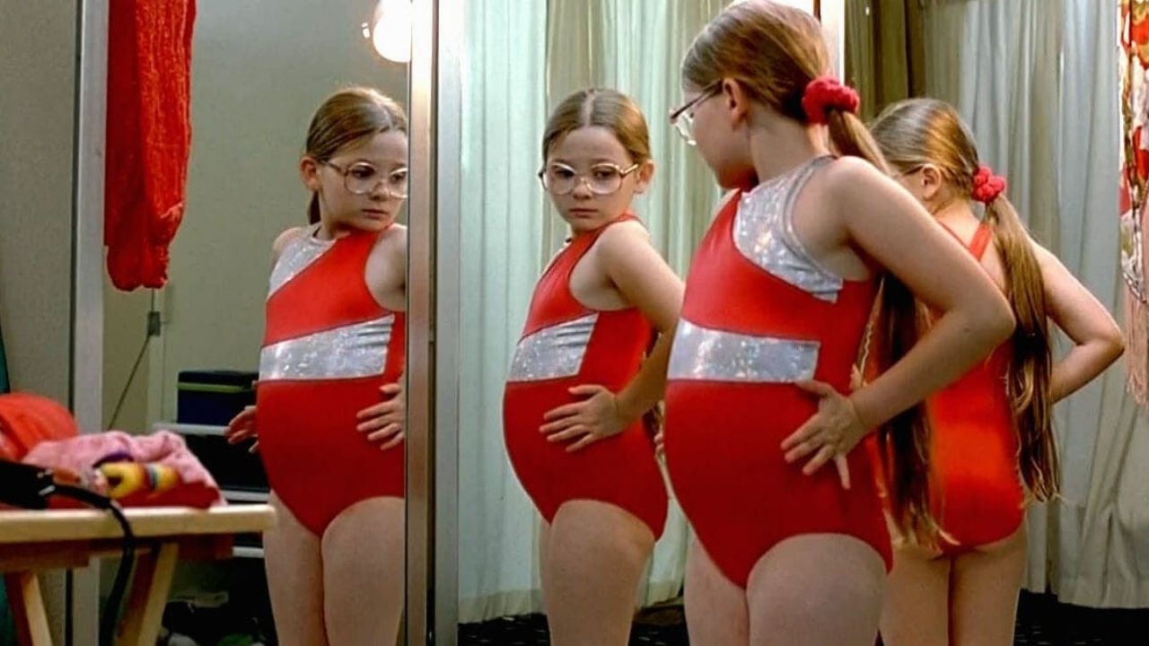 Abigail Breslin em Pequena Miss Sunshine (Foto: Reprodução)