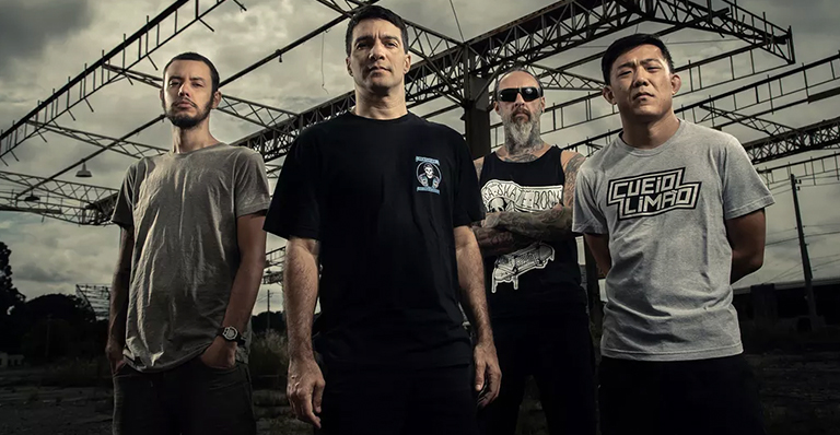 Dead Fish (foto): show potente em São Paulo ao lado do Supercombo