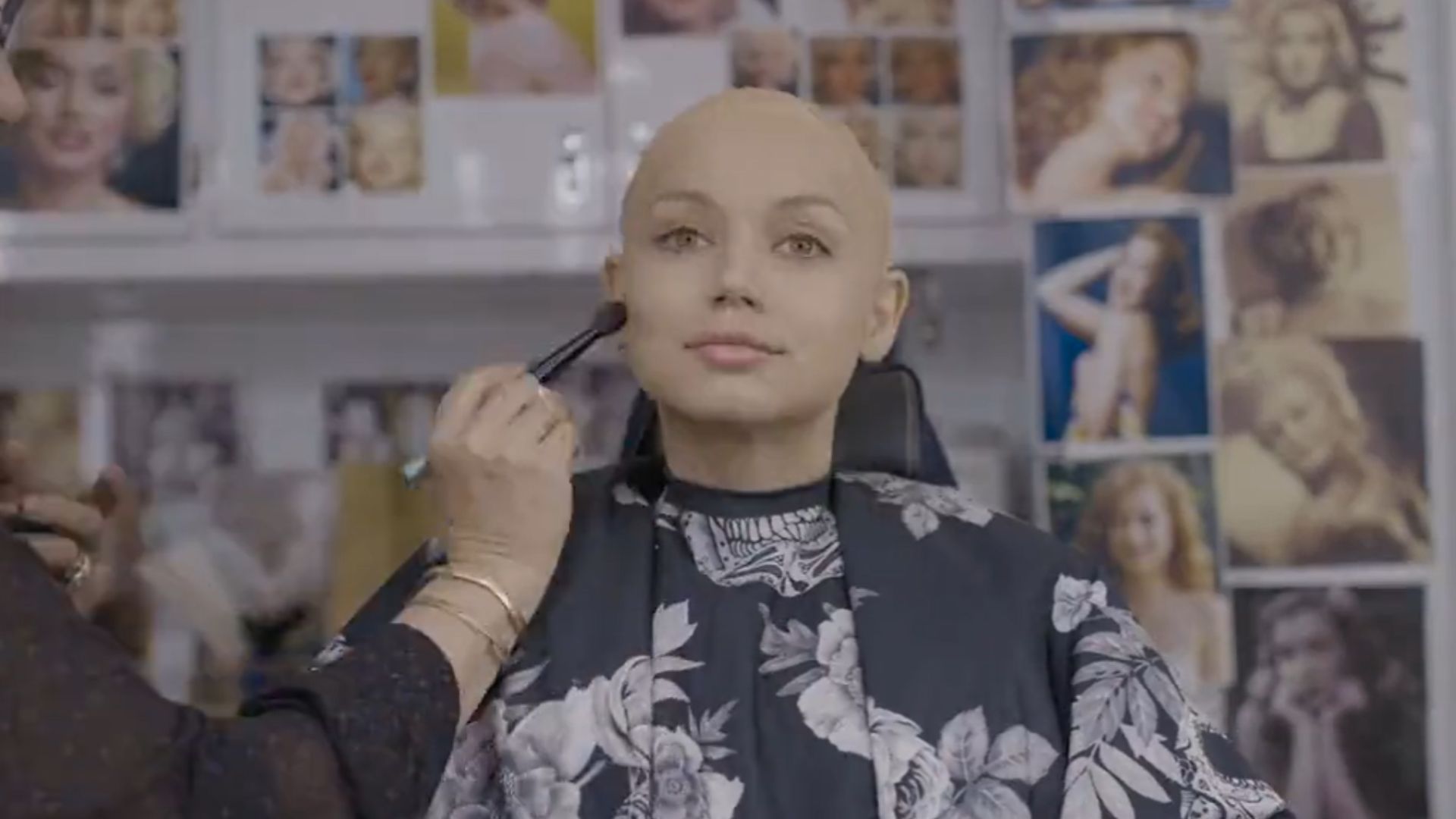 Ana de Armas para Blonde (2022( (Foto: reprodução / Netflix)