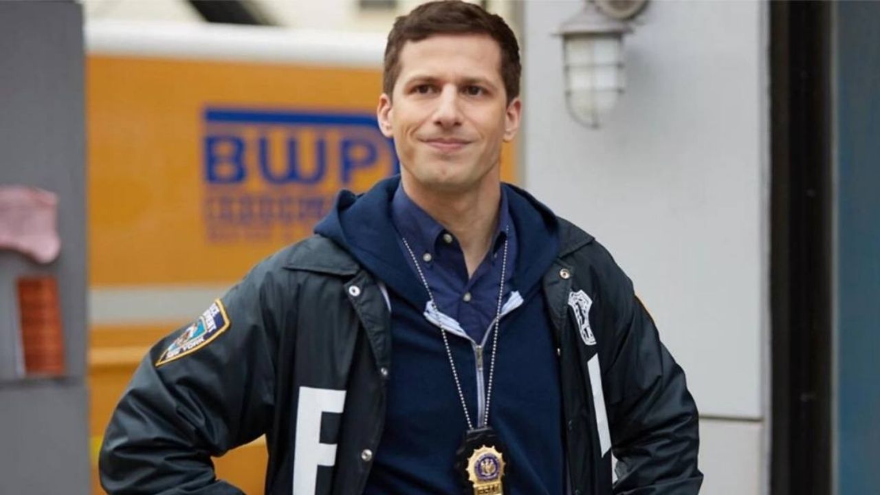 Andy Samberg em Brooklyn Nine-Nine (Foto: Divulgação)