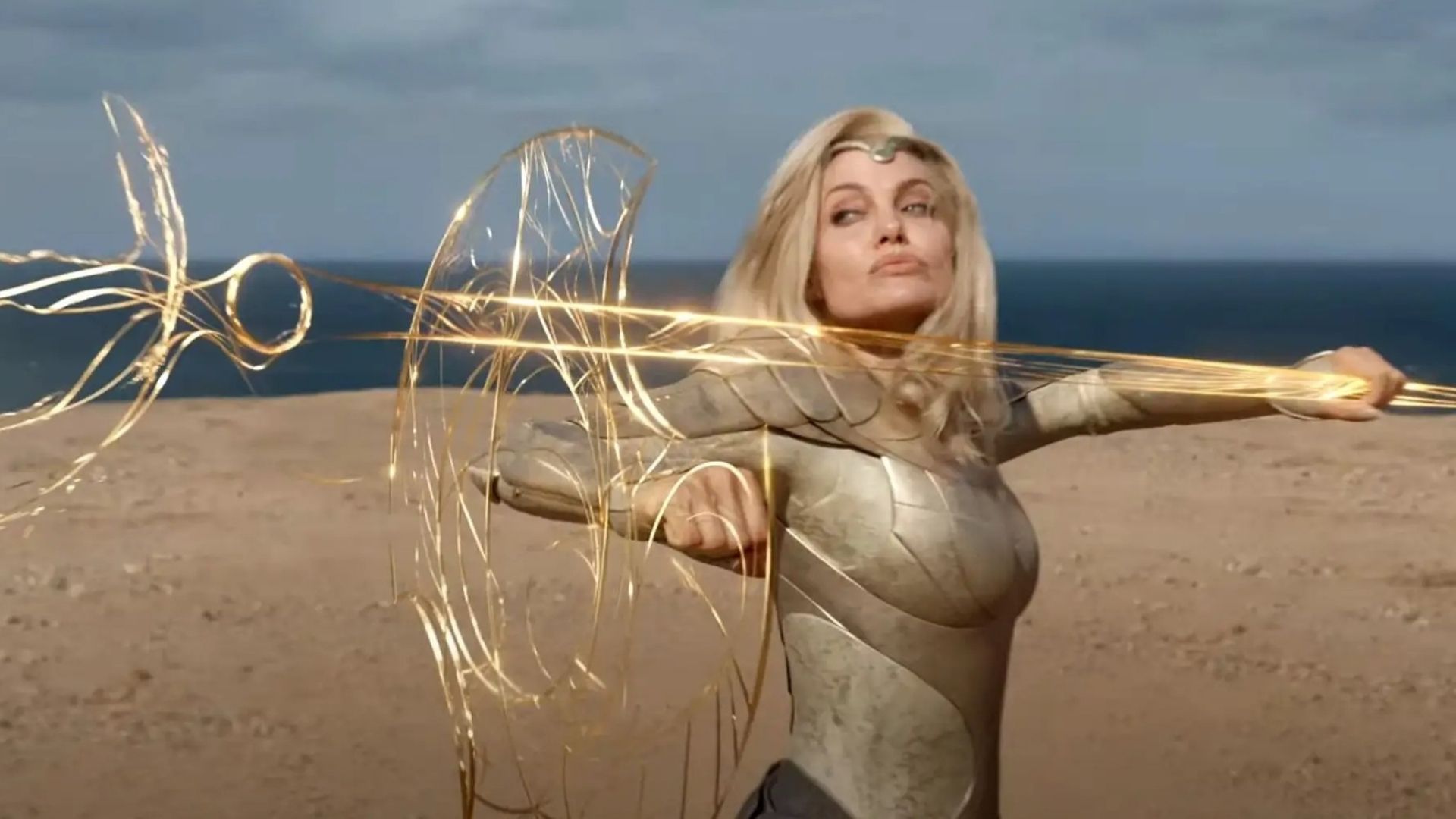 Angelina Jolie como Thena em Eternos (Foto: Reprodução)