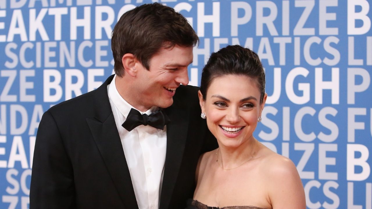 Ashton Kutcher e Mila Kunis (Foto: Jesse Grant/Getty Images)