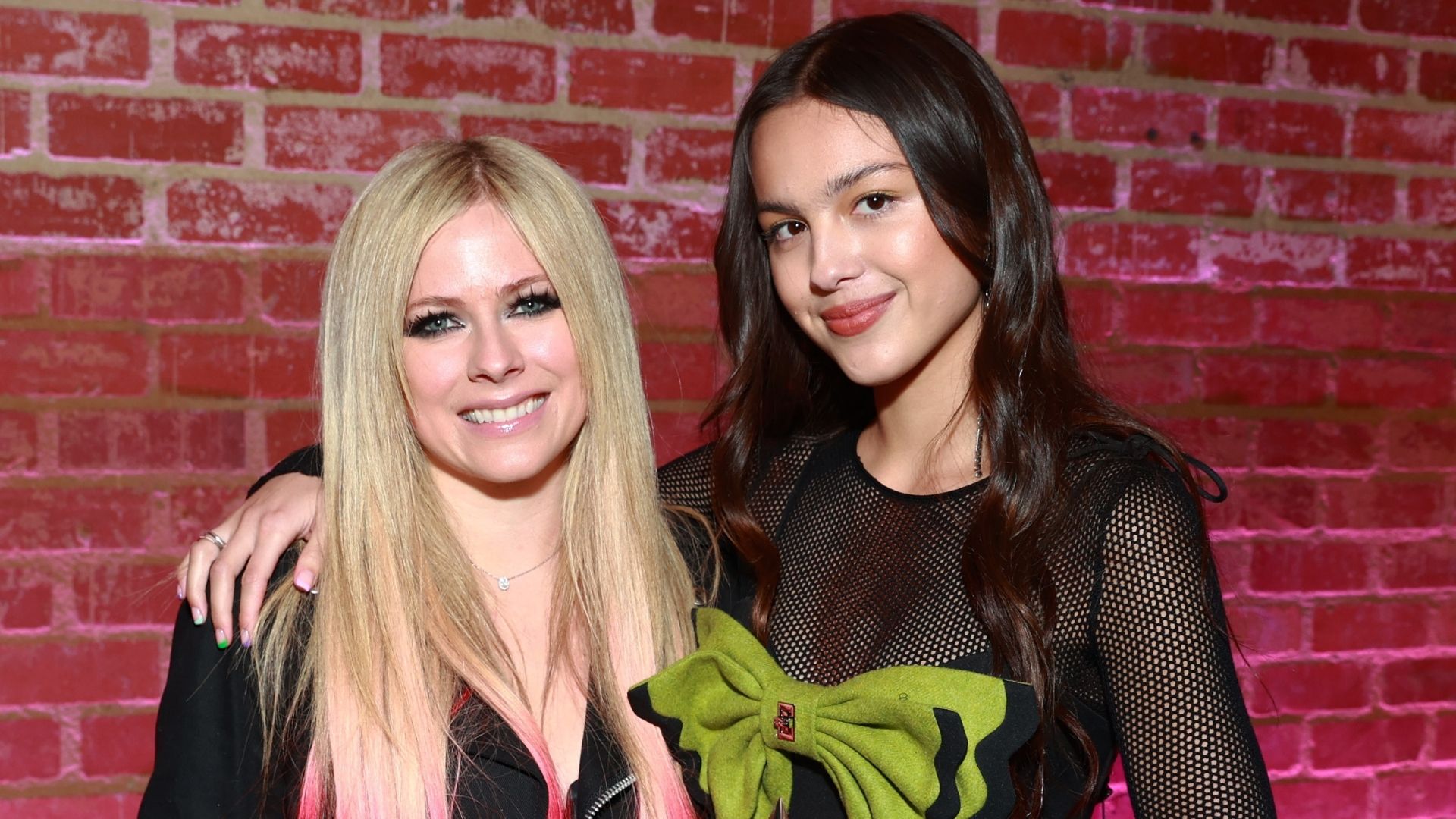 Avril Lavigne e Olivia Rodrigo (Foto:  Matt Winkelmeyer/Getty Images for Variety)