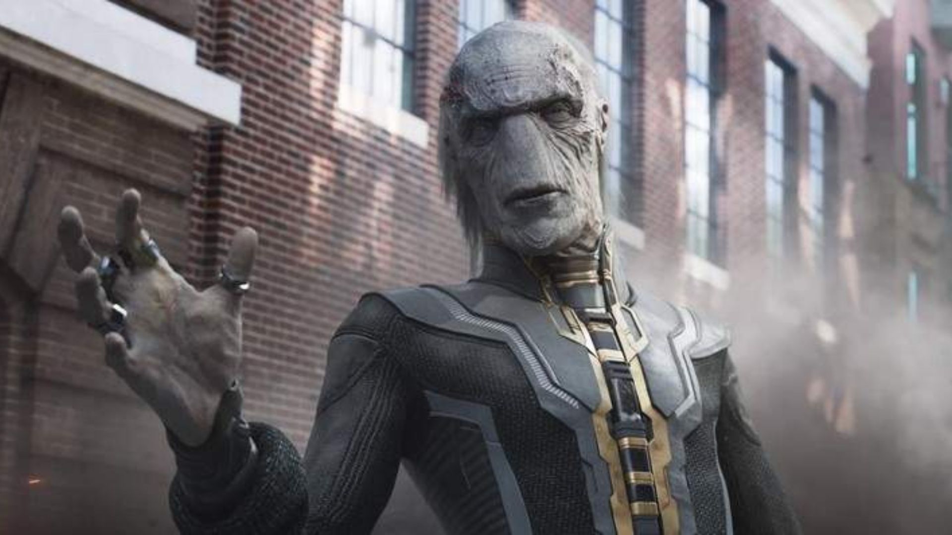 Tony Stark chama o lacaio de Thanos de Bob Esponja