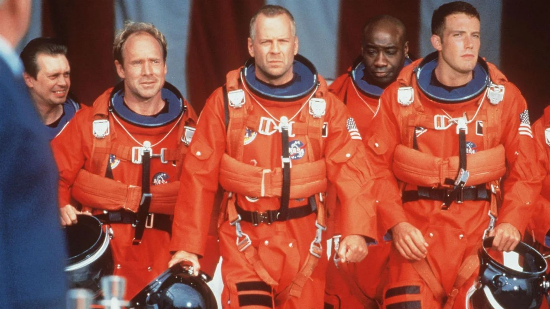 Bruce Willis, Ben Affleck e mais no filme Armagedom (Foto: Reprodução IMDb)