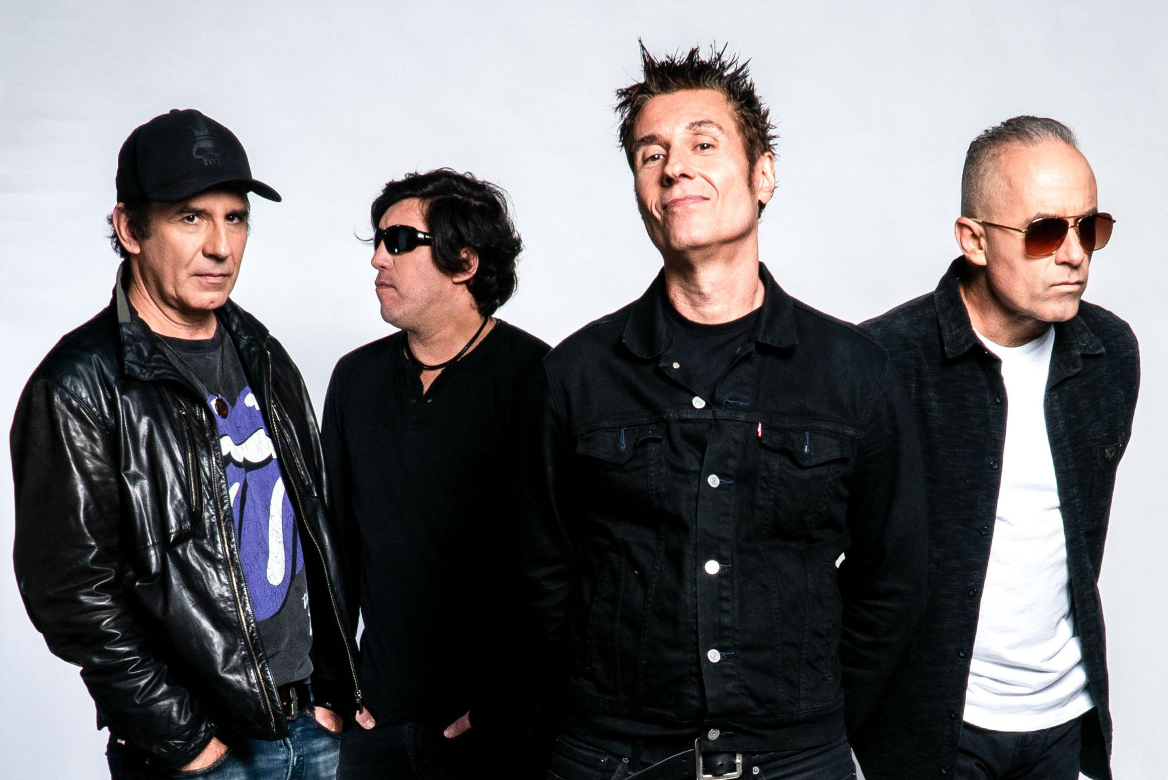 Capital Inicial (Foto: Fernando Hiro / Divulgação)