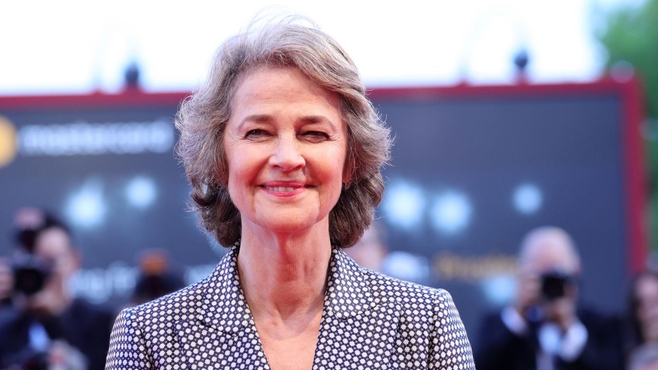 Charlotte Rampling  no Festival de Veneza (Foto: Vittorio Zunino Celotto/Getty Images)