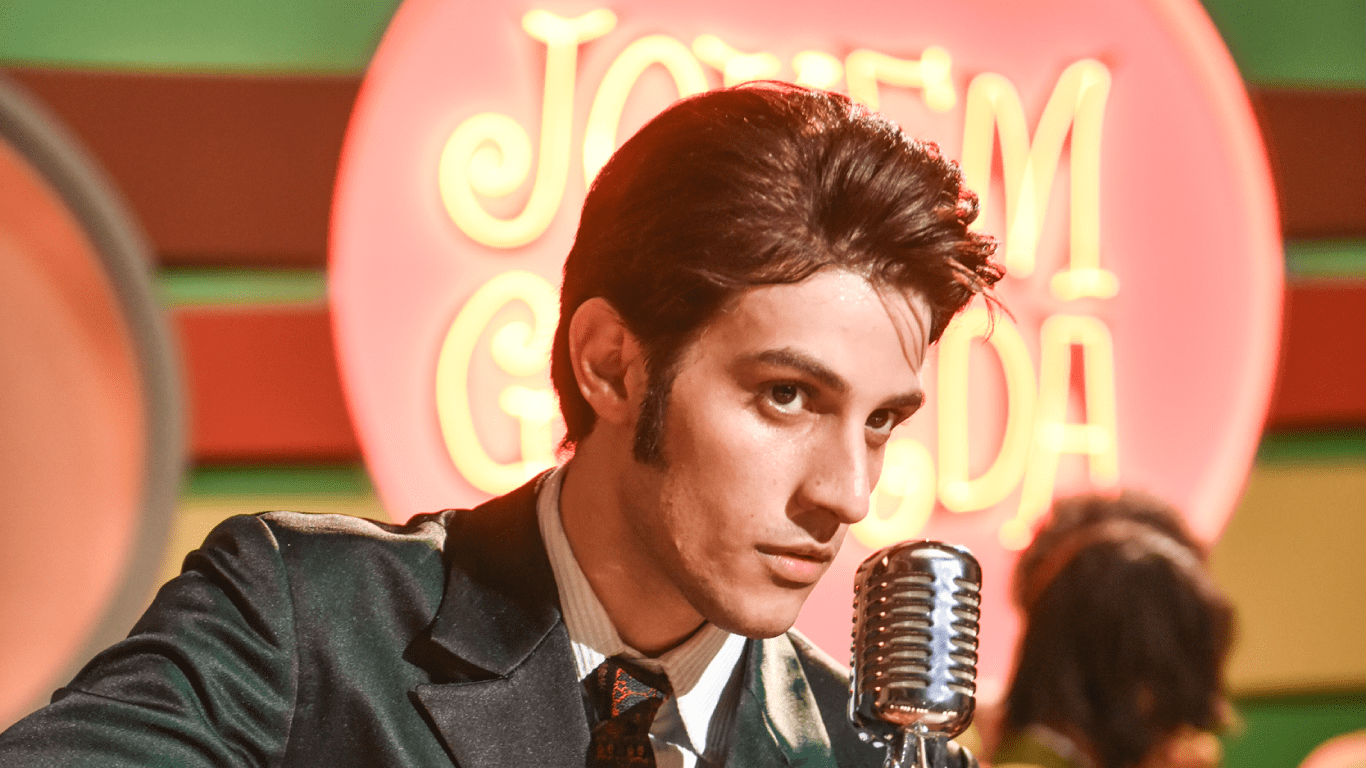 Como Chay Suede recriou Erasmo Carlos no filme Minha Fama de Mau sem imitá-lo