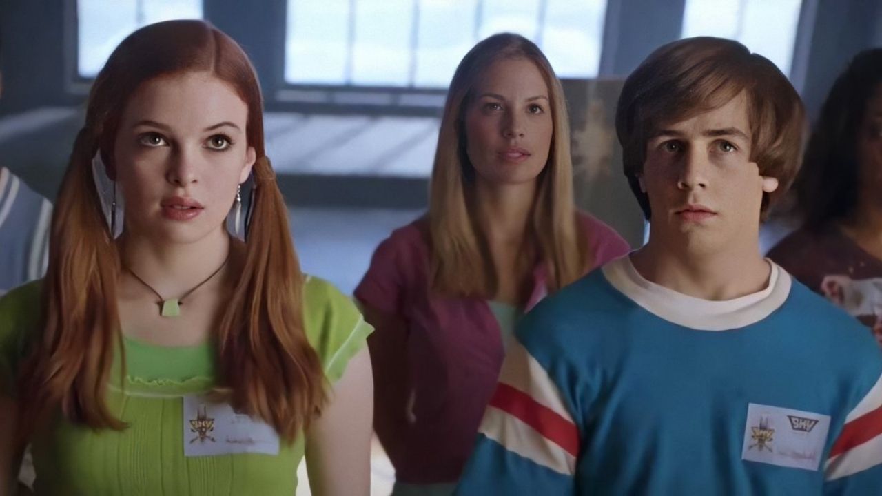 Danielle Panabaker e Michael Angarano em Super Escola de Heróis (Foto: Divulgação)