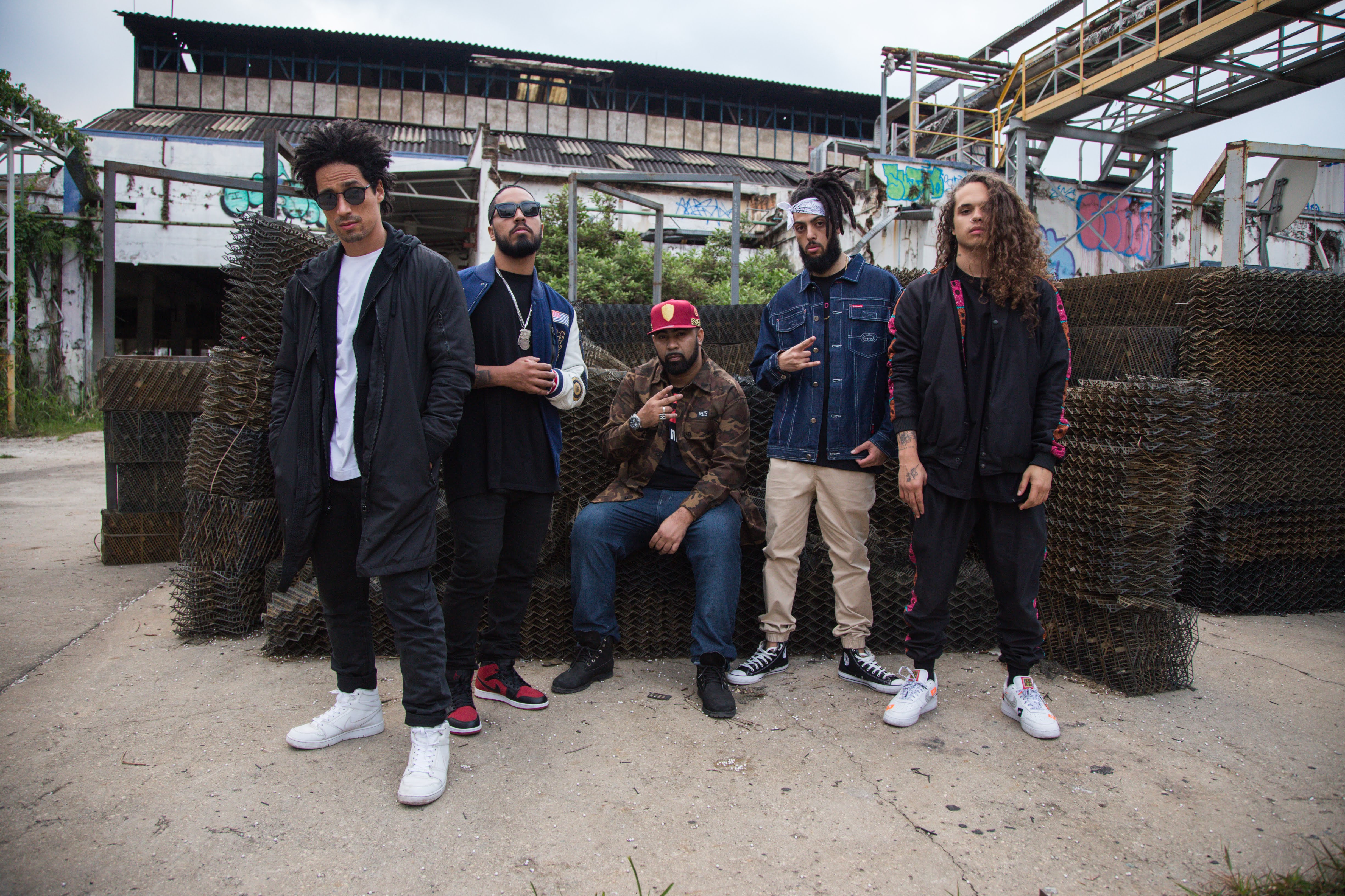 Devastoprod, ao lado de Júnior Dread, Rashid, Coruja BC1 e Vitão (Foto: Moah Buffalo)