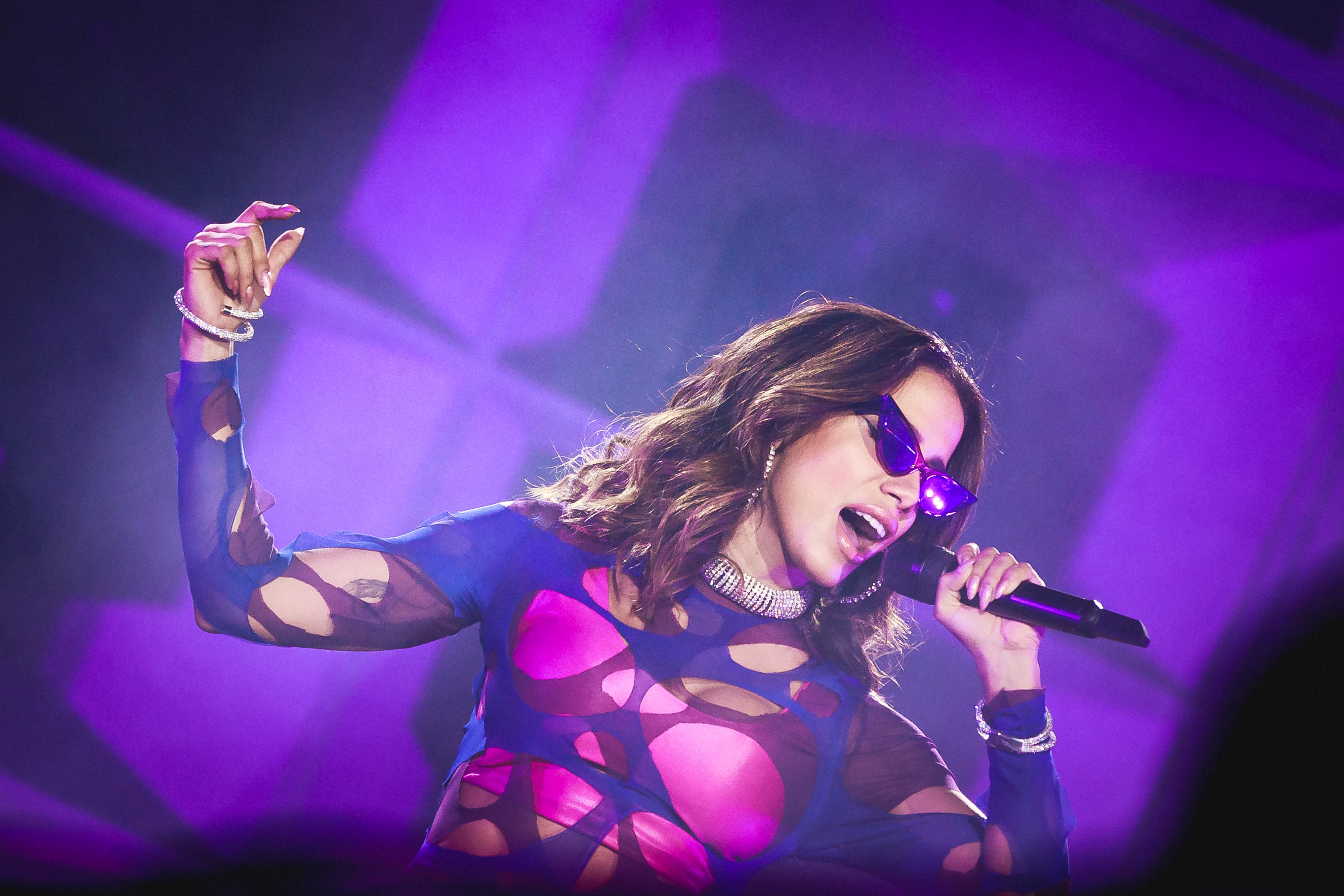 Anitta abriu os shows no Palco Mundo neste sábado, 5 (Foto: Vans/I Hate Flash)