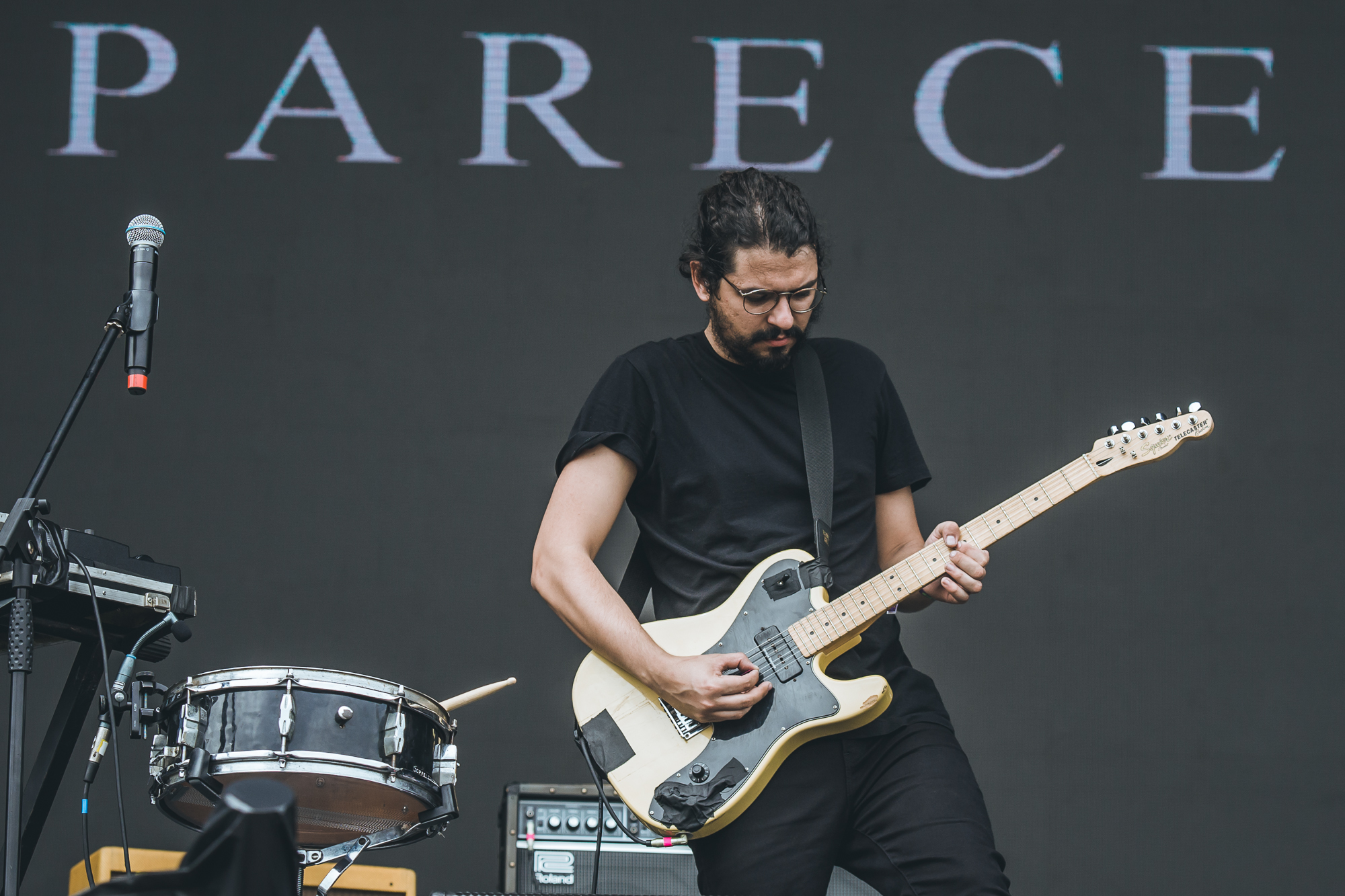 E A Terra Nunca Me Pareceu Tão Distante (Foto: Camilia Cara)