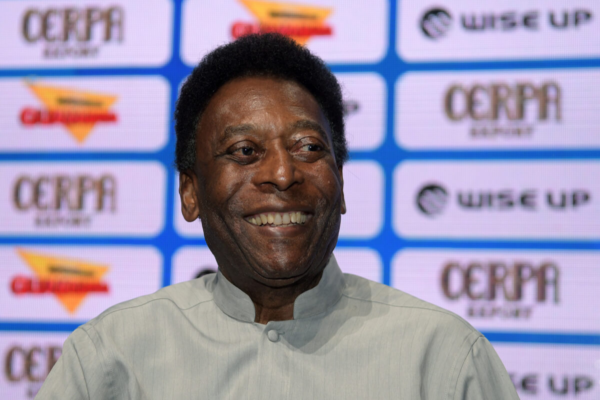 Pelé é um dos maiores e melhores jogadores de futebol do mundo (Imagem: Shutterstock)