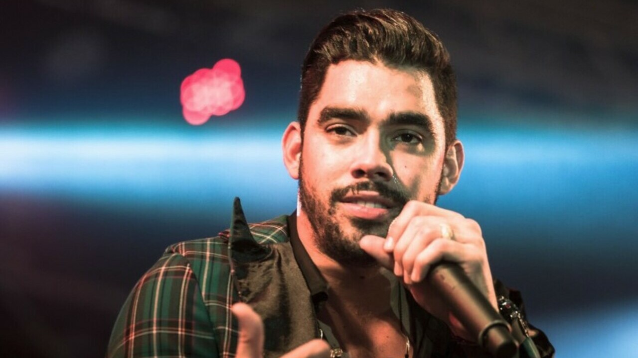 Avião de Gabriel Diniz, do hit Jenifer, cai em Sergipe