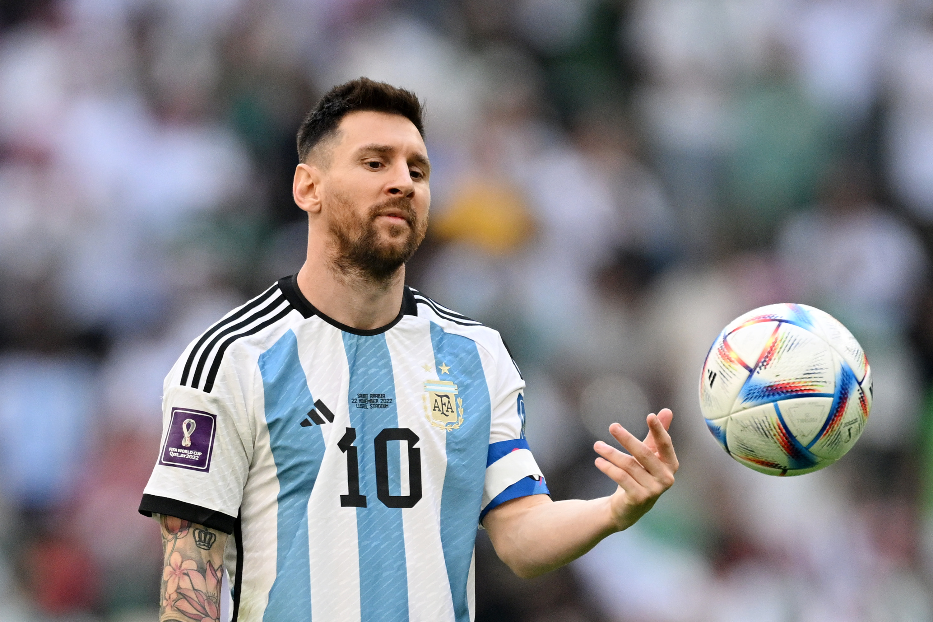 Messi na derrota da Argentina por 2 x 1 contra a Arábia Saudita na estreia da Copa do Mundo do Catar (Getty Images)
