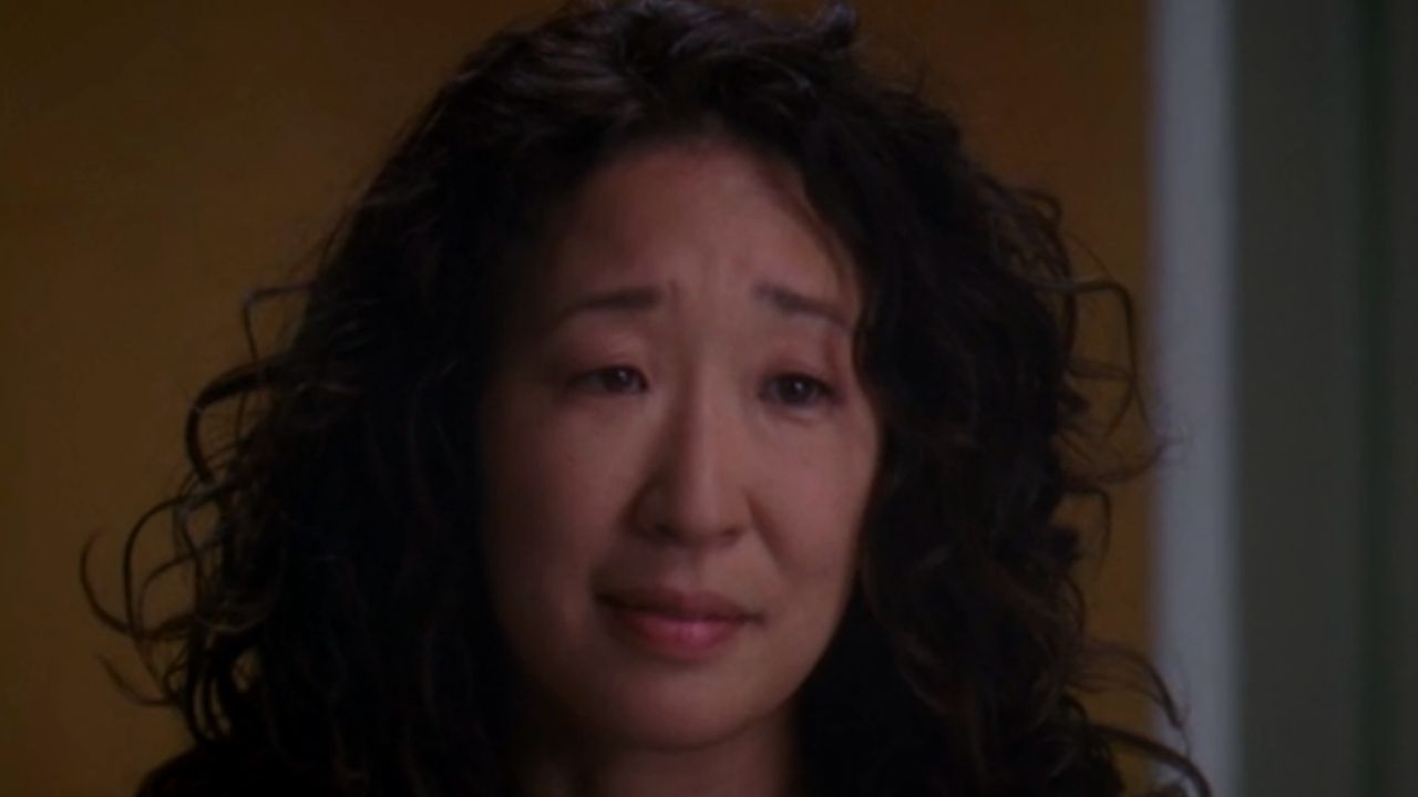 Sandra Oh como Cristina Yang