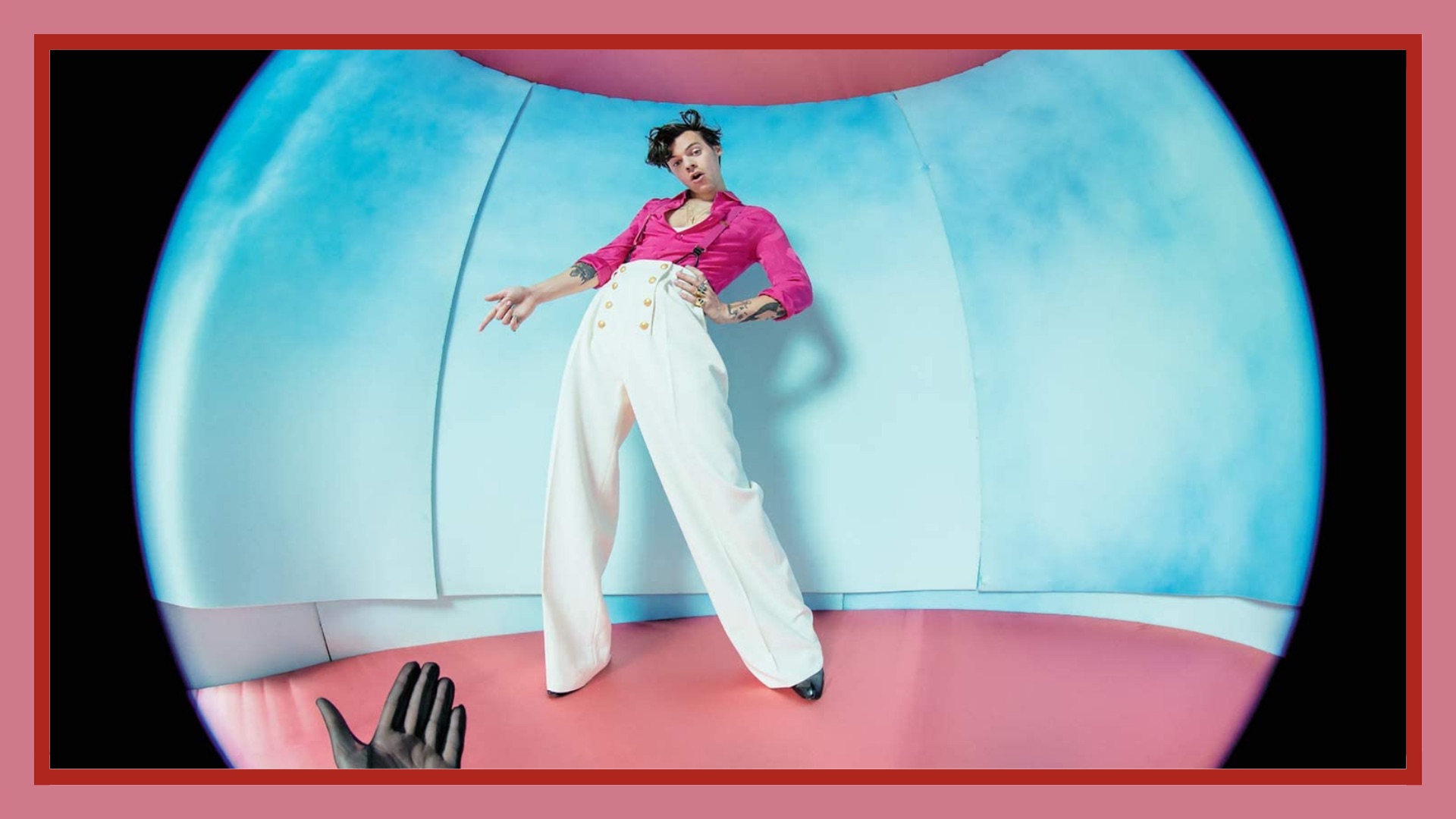 Cantor anunciou lançamento de seu terceiro álbum de estúdio na última quarta (23)