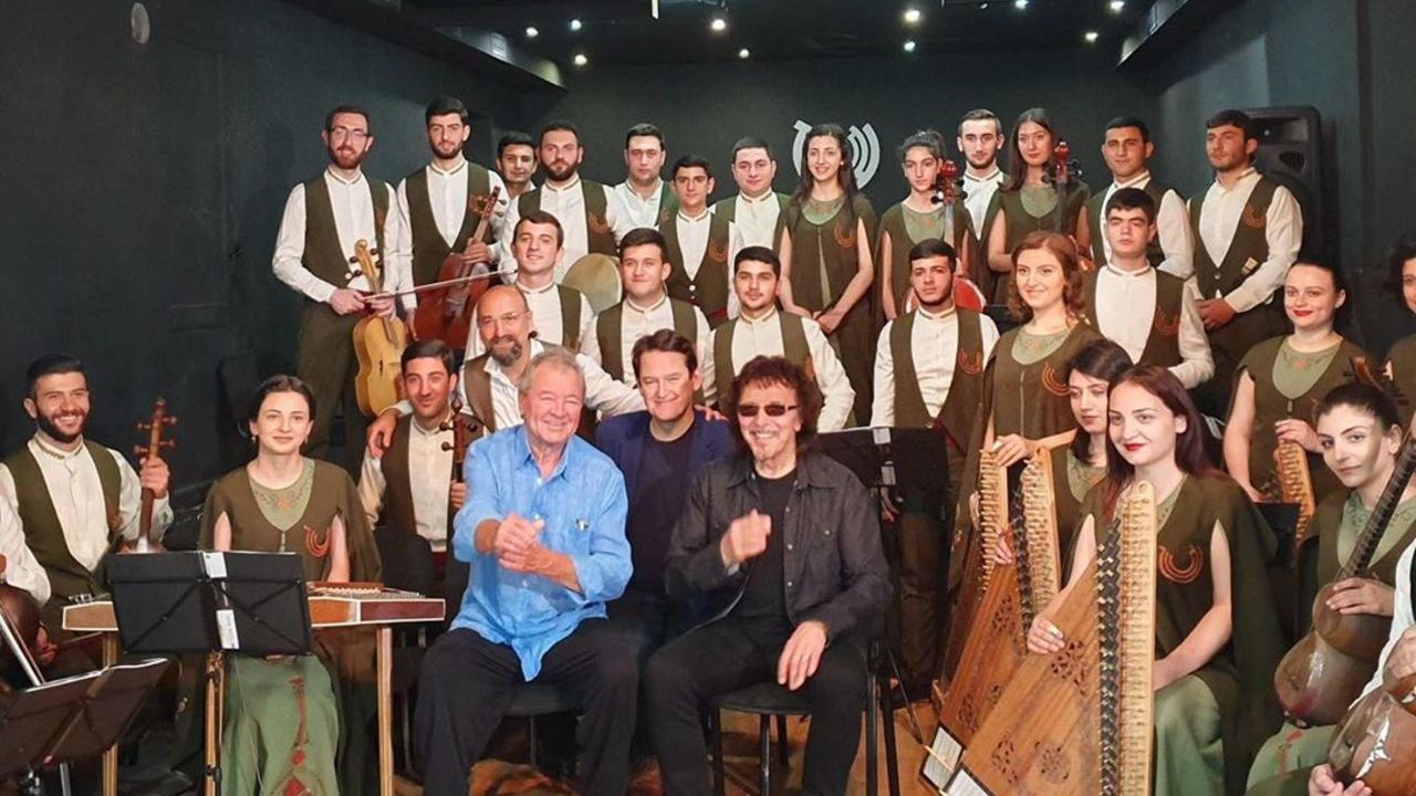 Ian Gillan e Tony Iommi ganham homenagem de orquestra armênia (Foto: Reprodução / Instagram)