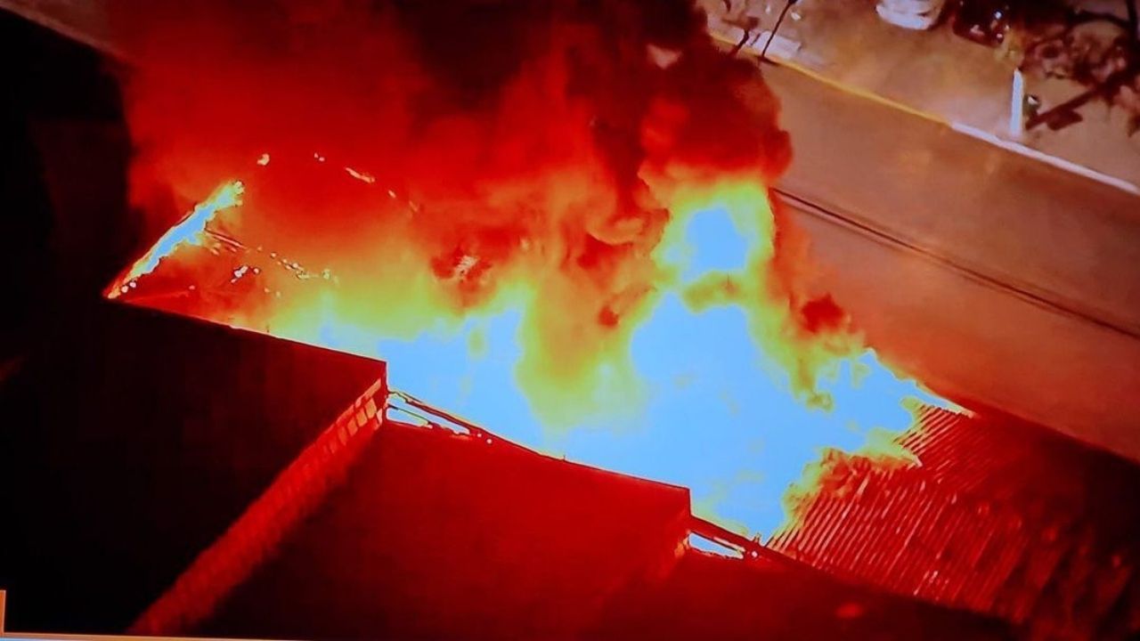 Incêndio no galpão da Cinemateca, em São Paulo (Foto: reprodução/Instagram)