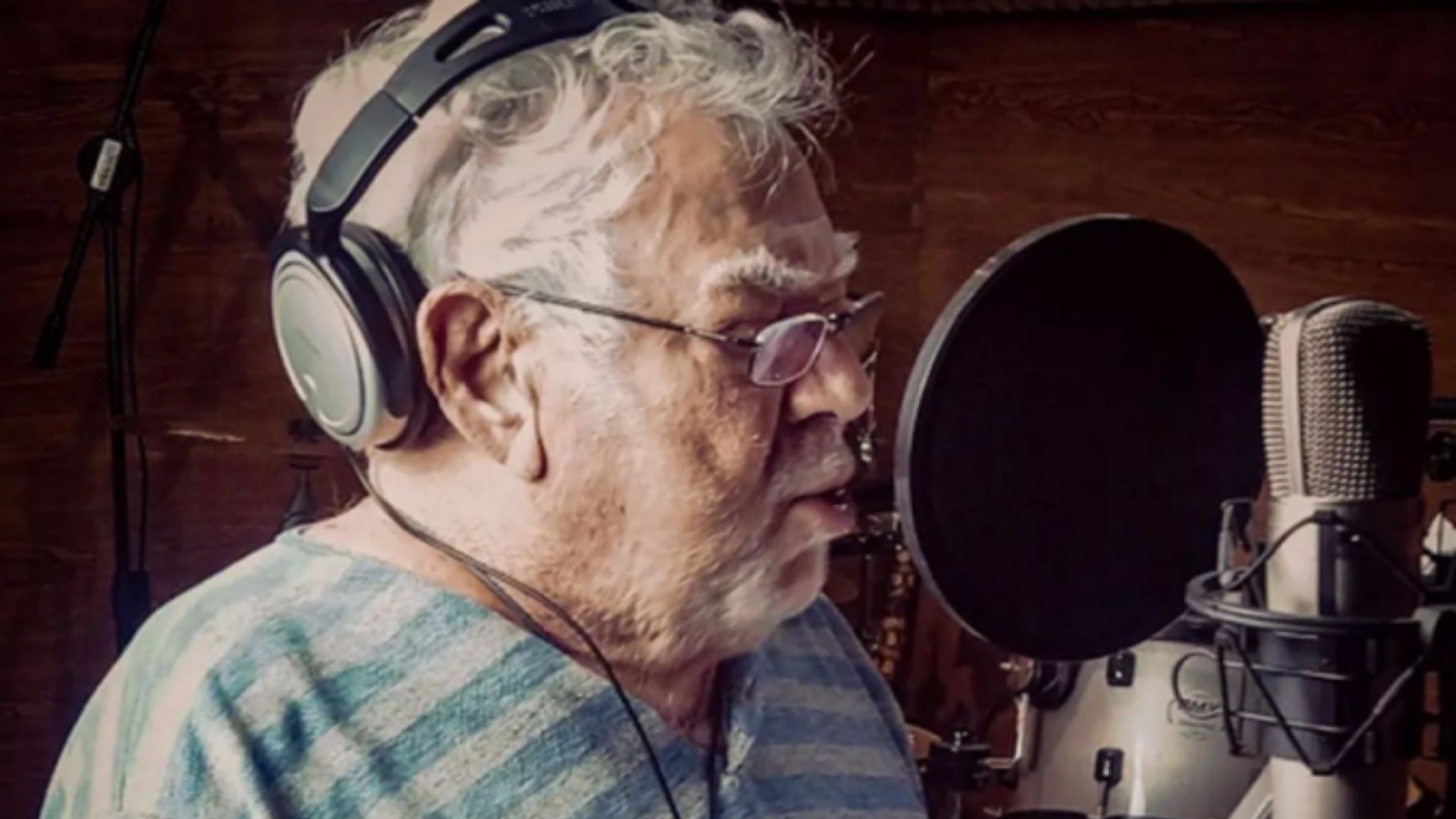 Isaac Bardavid, dublador de Wolverine (Foto: Reprodução / Twitter)