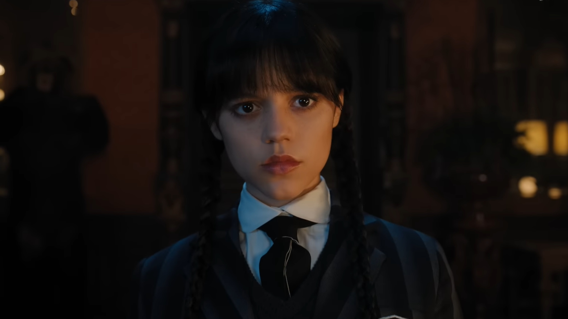 Tim Burton elogia atuação de Jenna Ortega em Wednesday: 'Não consigo imaginar outra Wandinha'