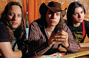 Os goianos Rockefellers: (da esq. para a dir.) Leo, Beto e Ed