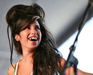 Amy Winehouse na edição 2007 do Coachella