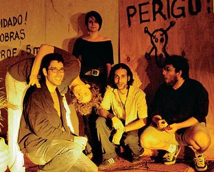 O quinteto brasiliense Nancy (da esq. para a dir.): Munha, Fernando, Camila, Dreaduardo e Práxis