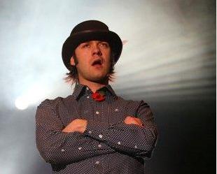 O Kasabian tocou fogo no fim do Planeta Terra